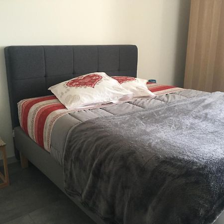 Appartement T2 Independant Dans Maison Pugny-Chatenod Ngoại thất bức ảnh