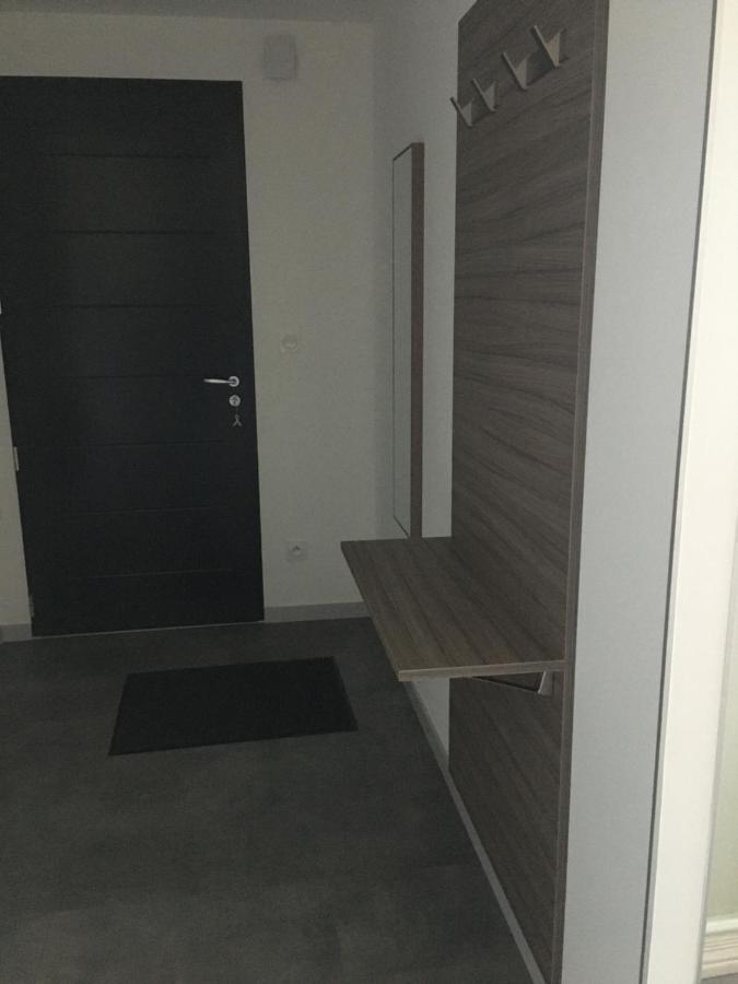 Appartement T2 Independant Dans Maison Pugny-Chatenod Ngoại thất bức ảnh